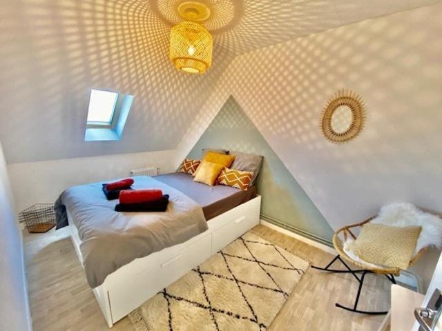 Grand Palais - 5 Bedroom House - 8 Beds * Lille
